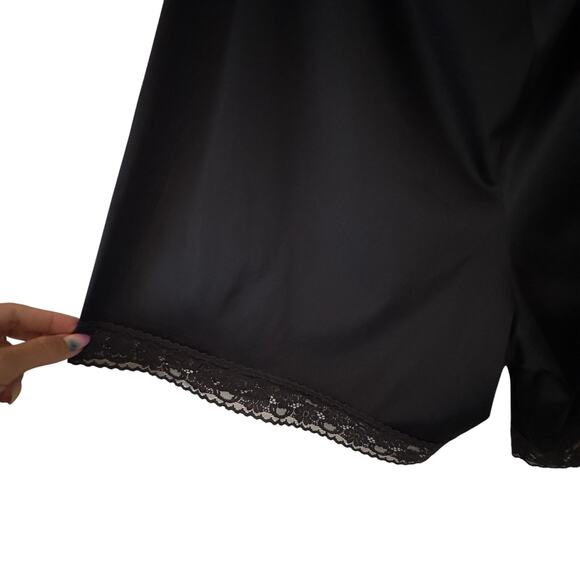 Vintage Vanity Fair Lace Trimmed Slip Shorts - Picture 2 of 4